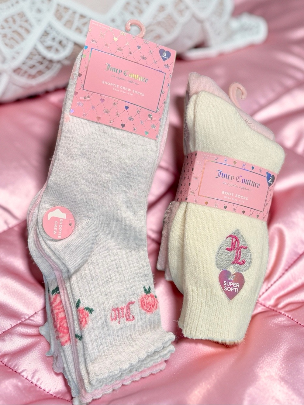 Juicy Couture NWT 8 Pairs of Classic Juicy Pink & Cream Plush Crew & Boot Socks